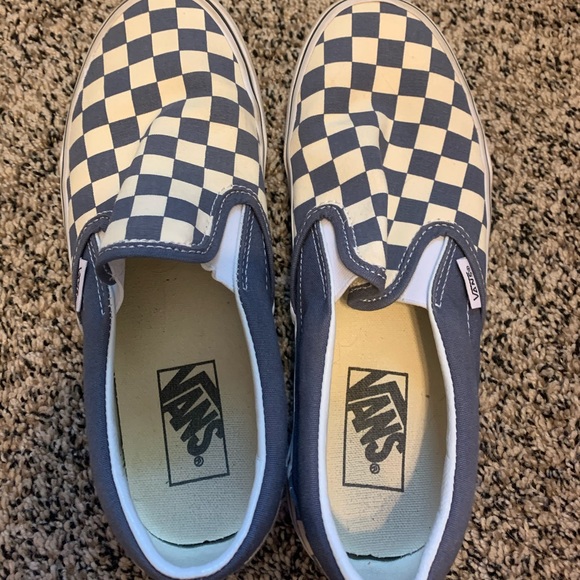 grey and white checkered vans